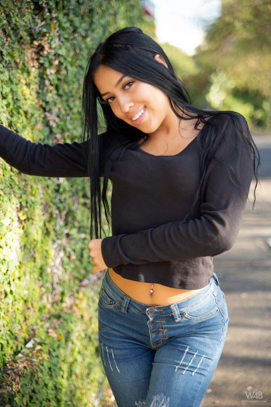 CASTING Jenny Tovar