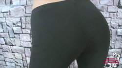 Sadie-Holmes-Black-Leggings-SPH