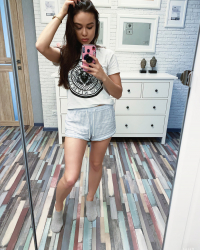 Astrid's Selfies