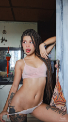 Selfie-4U:-Pleasure-In-My-Room