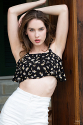 New-Talent-Guinevere-Huney
