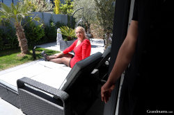 Mature-Josefina-Lido-loves-it-hard