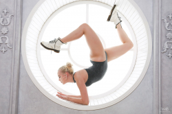 Flexible-Girl