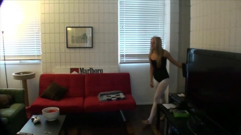 Kelly the Ballbusting Ballerina