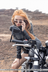 Biker-Beauty