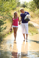 blonde-couple-in-outdoor-scene