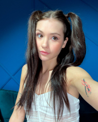 Selfie 4U: Playing For You