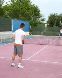 Cute streaker fucked by two tennis players