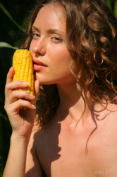 Naked-Corn