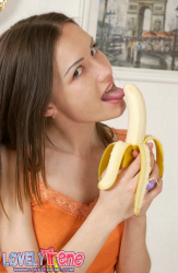 Banana-Girl