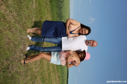 Outdoor-sex-with-older-couple