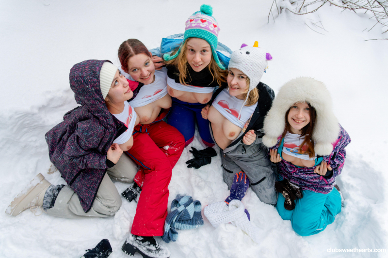 Frosty Sweethearts 3/3