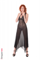 Attractive-Ginger