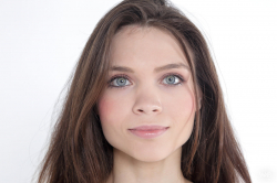 CASTING-Adriana
