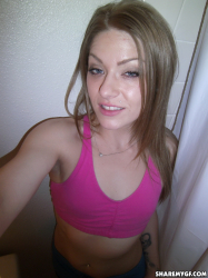 Pink-Selfshot