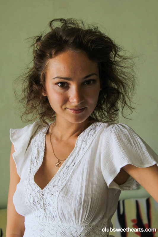 Eva sharing her private nude pictures
