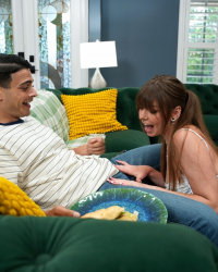 Stepsis Loves To Lick Everything  S42:E1