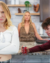 I Want Stepbros Big Dick To Make Me Cry  S31:E2
