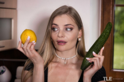 Kinky-Menu-1