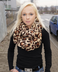 CASTING Naomi