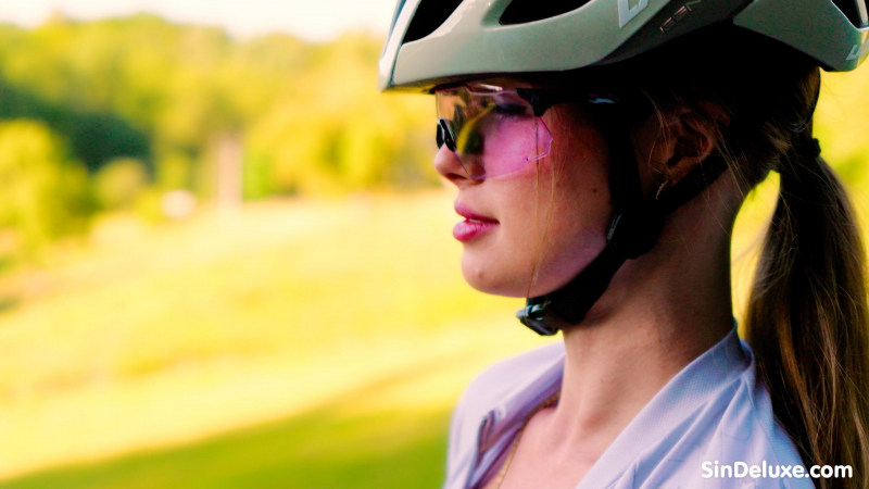 My cycling girl with benefits  Chapter 1