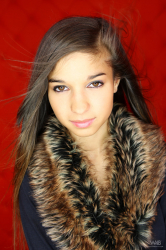CASTING-Nika