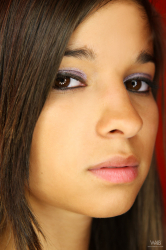 CASTING-Nika