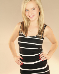 CASTING Bella Babe
