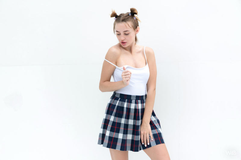 CASTING Lia