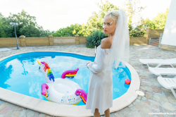 Here-cums-the-bride