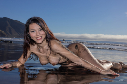 Happy-On-The-Beach