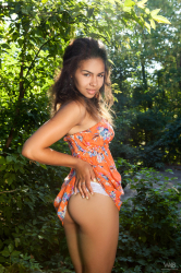 Exotic-Babe