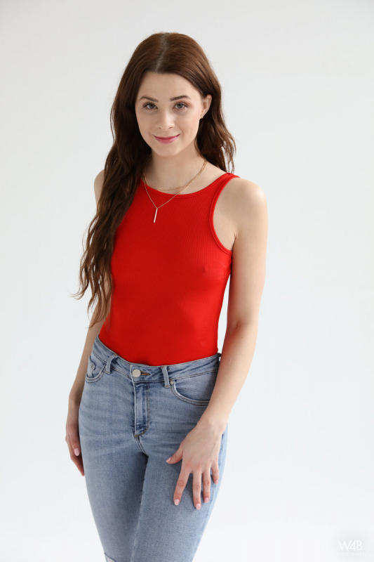 CASTING Lu Divine