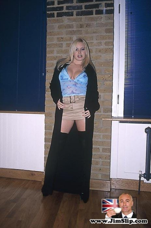 UK streetwife with giant juicy jugs