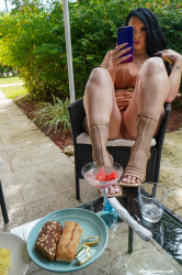 Ryan-Smiles-public-brunch-sex-outside