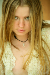 Avril--She's-an-Angel
