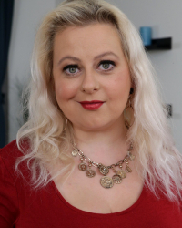 Beautiful voluptuous lady with big boobs