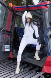 Snow-Groomer