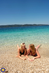 Hot-babe-discovers-sex-on-the-beach