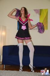 Cheerleader-fucks-older-men