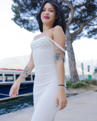 Lilith Baph: Beauty By The Lake