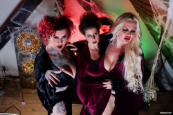 Hocus-Pocus-with-the-three-witches