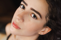New-Talent-Lia-Dumont