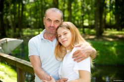 Jesie-Rose-walks-with-senior-John