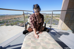 Blue-haired-Xoe-Grim-takes-KingBBC