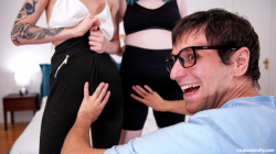 My-stepsisters-nailed-at-yoga-class