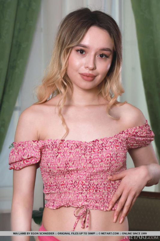 Presenting Mia Lamb