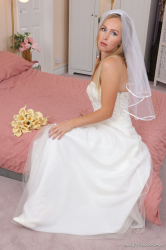 Beautiful-Bride-White-Stockings