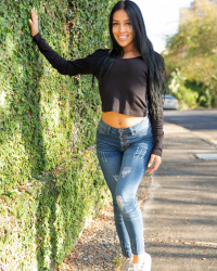 Jenny Tovar